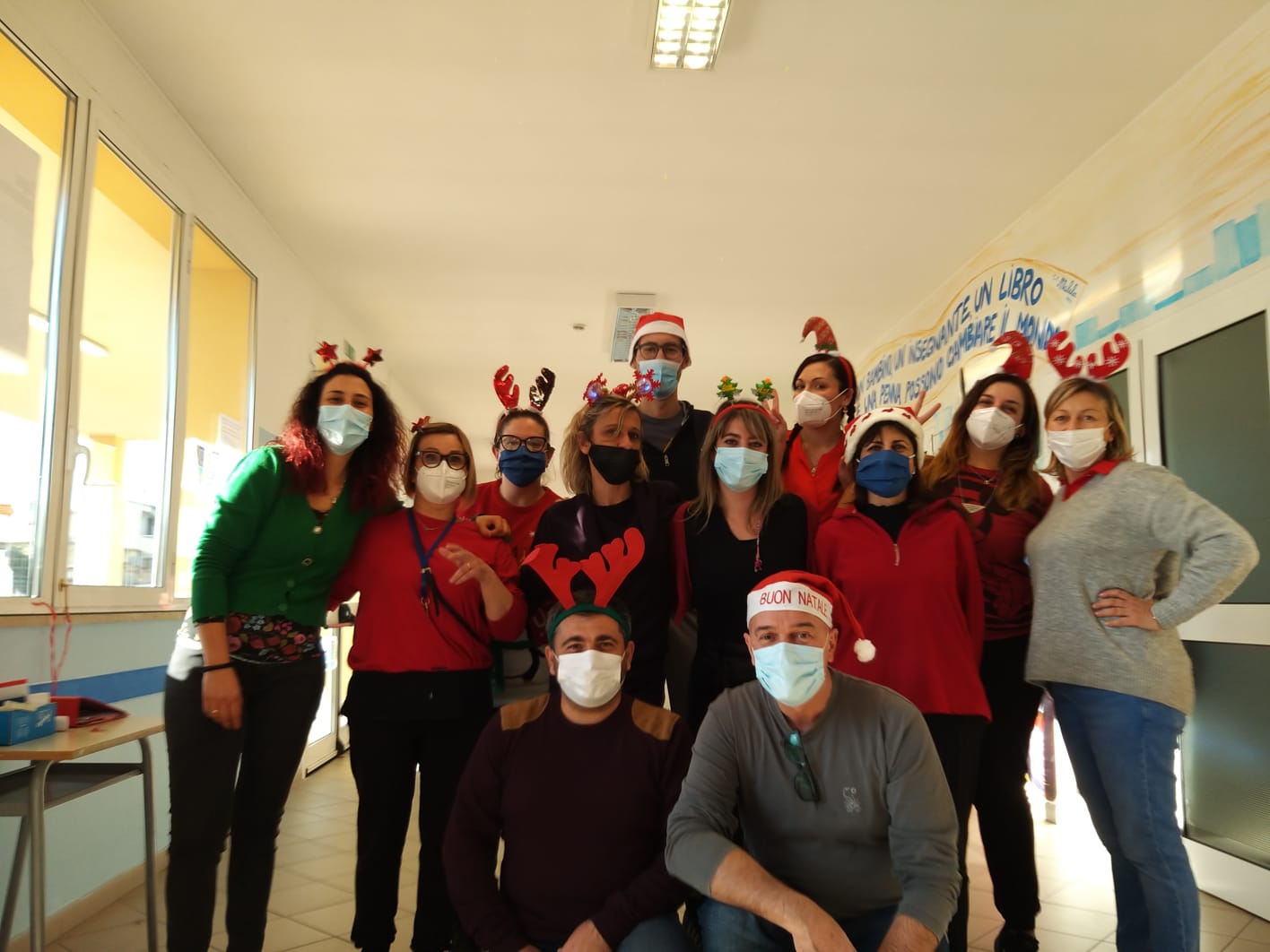 Auguri dai collaboratori scolastici del plesso di via Varsavia